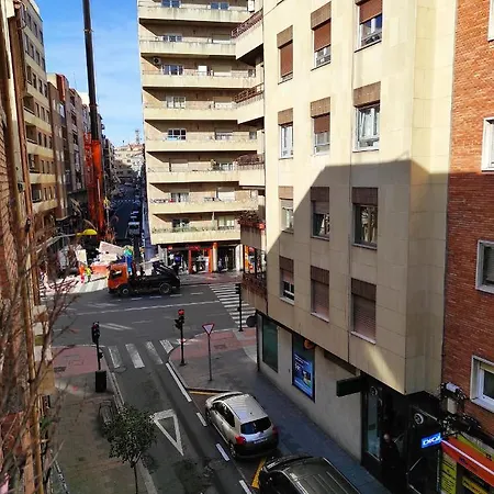Acogedor Rincon Charro 75m2 Junto Al Corte Ingles Y Zona De Tapas De Dyck